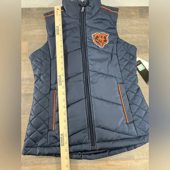 NEW Chicago Bears Puffer Vest - Picture 7 of 12